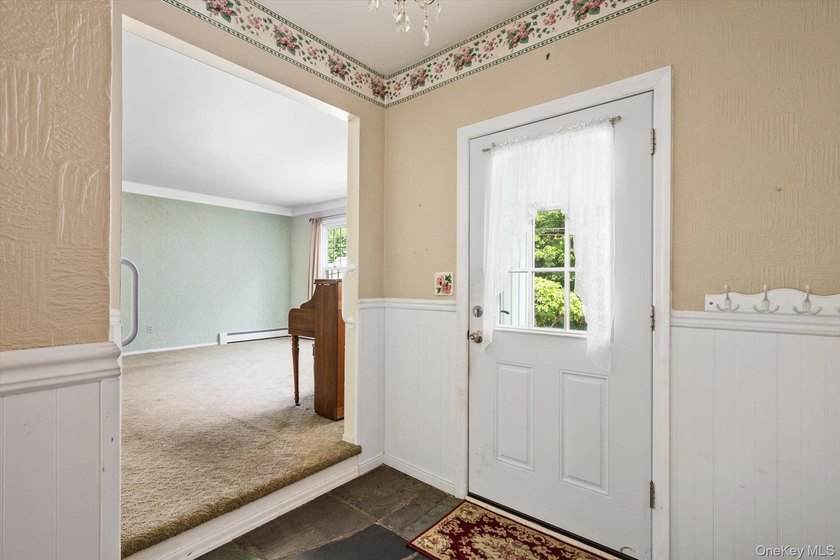 Welcome to this charming 3 bedroom,1.5 bath colonial featuring - photo 3