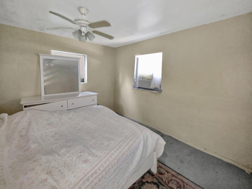 2/1 each side CBS duplex on a large and private lot! Occpied on - photo 10
