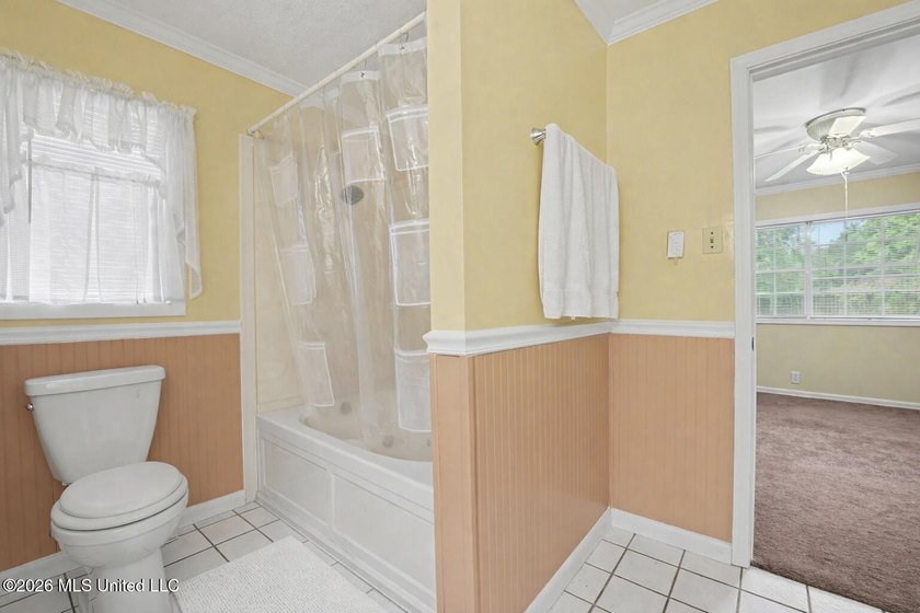 This large 1 level home has endless possibilities. 2 huge living - photo 14