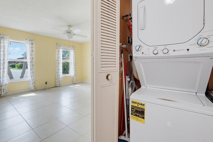 Welcome to this charming totally updated one-bedroom - photo 18