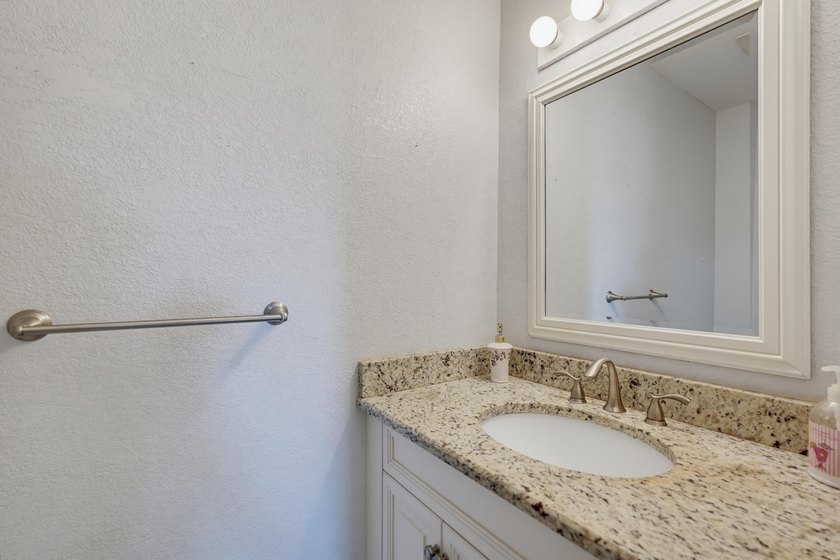 Welcome to this charming totally updated one-bedroom - photo 19