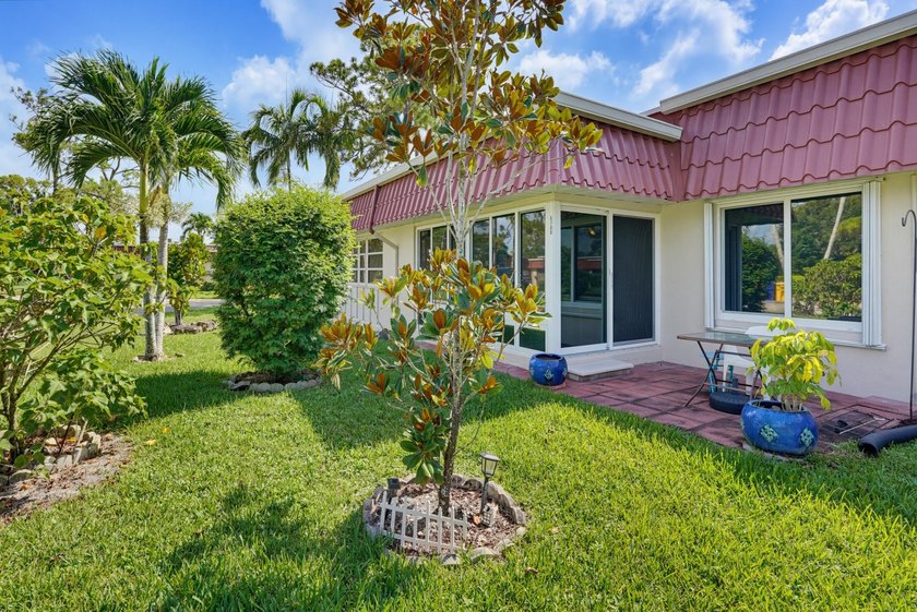 Welcome to this charming totally updated one-bedroom - photo 21