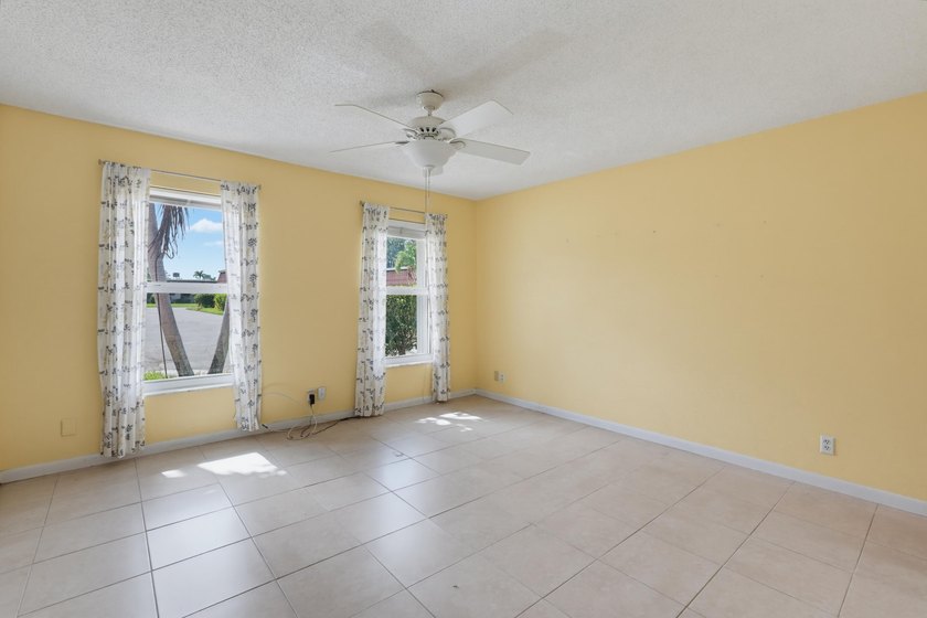 Welcome to this charming totally updated one-bedroom - photo 29