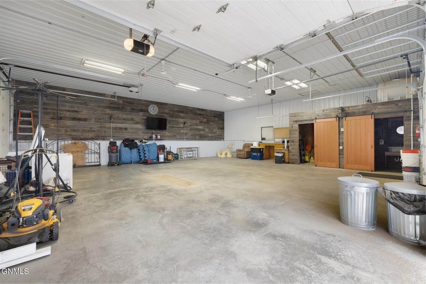 **MOTIVATED SELLERS!!!** PRICE REDUCED!!** NOT FOR RENT!! - photo 31