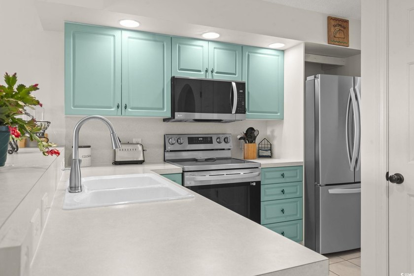 Immaculate fully furnished 2 bedroom 2 bath condo located in the - photo 10