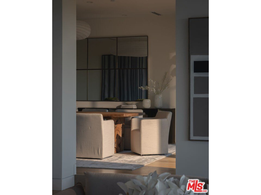 Pacific Palisades Modern Sophistication Meets Cape Code Elegance - photo 6
