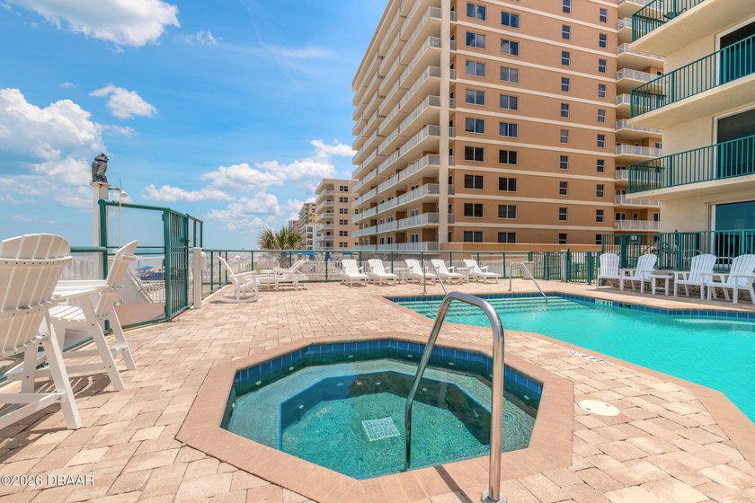 DIMUCCI 704! Experience coastal living from the top floor of - photo 3