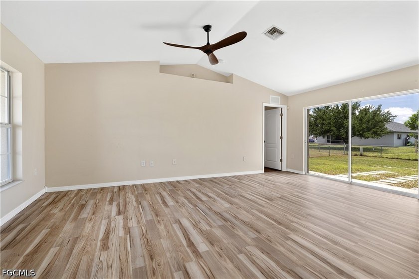 Welcome to this wonderful move-in-ready home featuring desirable - photo 4