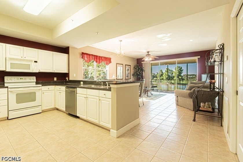 Enjoy relaxing on your private lanai overlooking the largest - photo 3