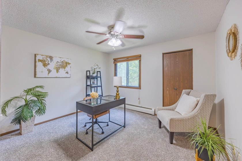 Charming 2 Bed, 2 Bath End-Unit Condo in Prime Bloomington - photo 24