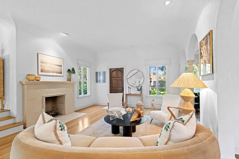 308 Barcelona, a sophisticated, Mediterranean oasis in the heart - photo 25