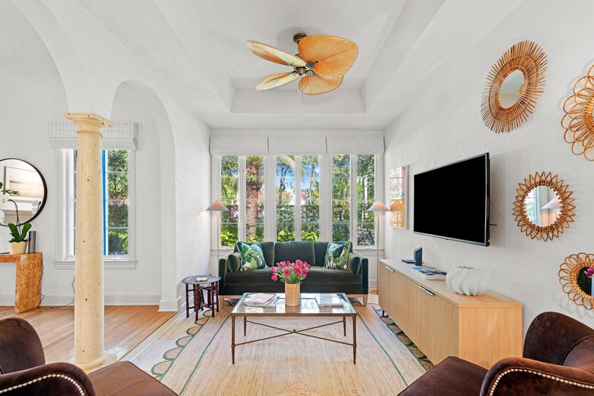308 Barcelona, a sophisticated, Mediterranean oasis in the heart - photo 27