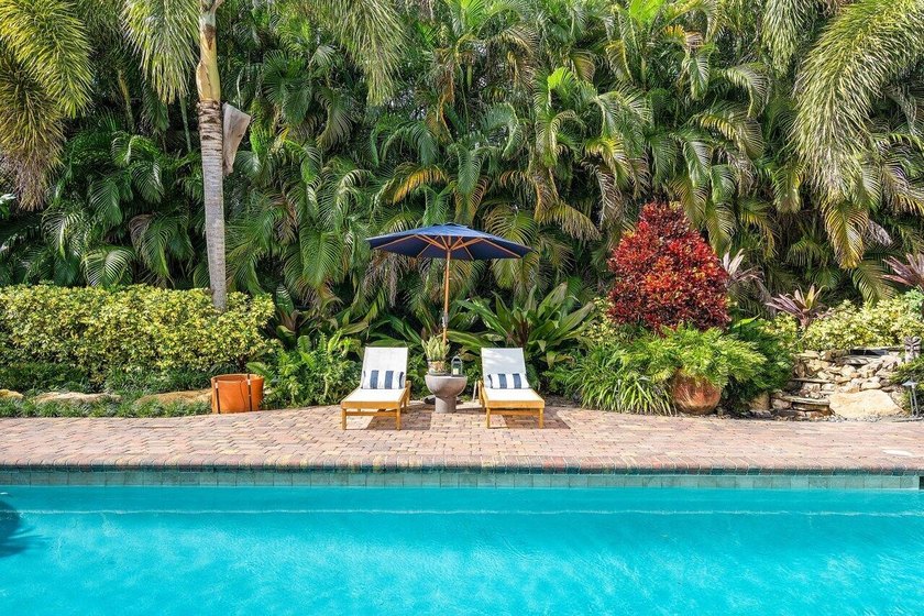 Welcome to Woodfield Hunt Club, a sought-after gated community - photo 39