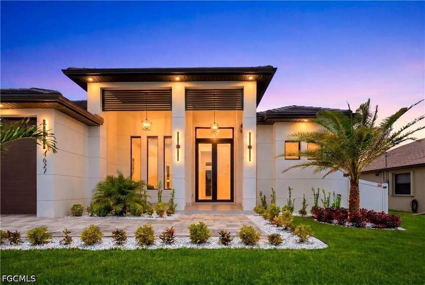 LUXURY LIVING MEETS THE ULTIMATE SWFL LIFESTYLE in the highly - photo 9
