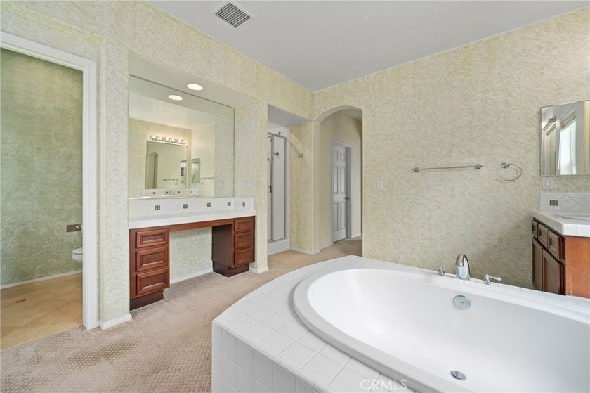 Welcome to 2712 Ashwood - over 3,000 square feet of comfortable - photo 23
