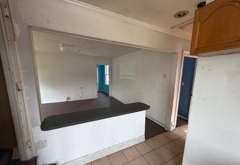This Ranch Style Home Features 2 Bedrooms, Eat In Kitchen, Full - photo 7
