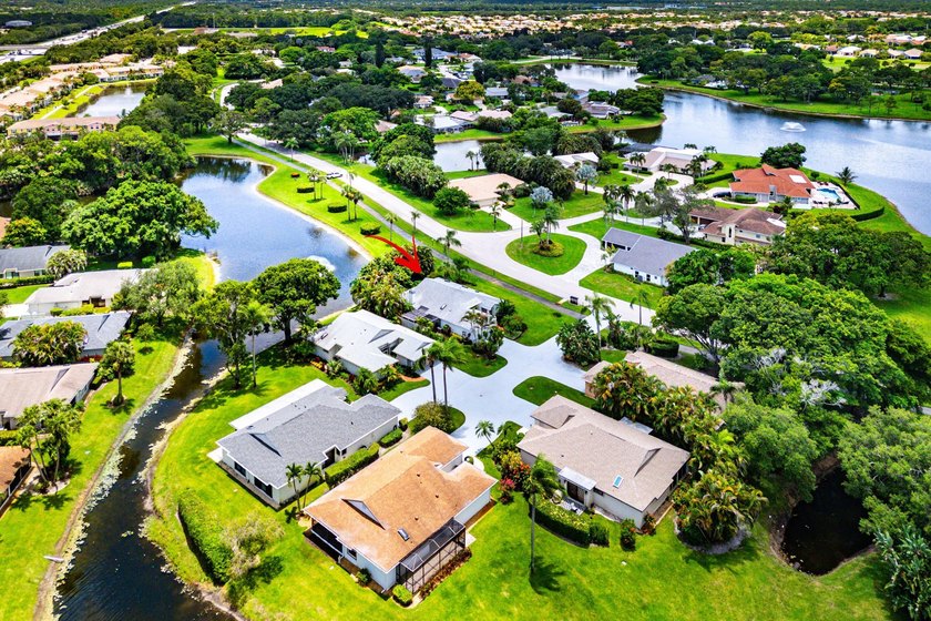 Experience the very best of waterfront living in this - photo 43