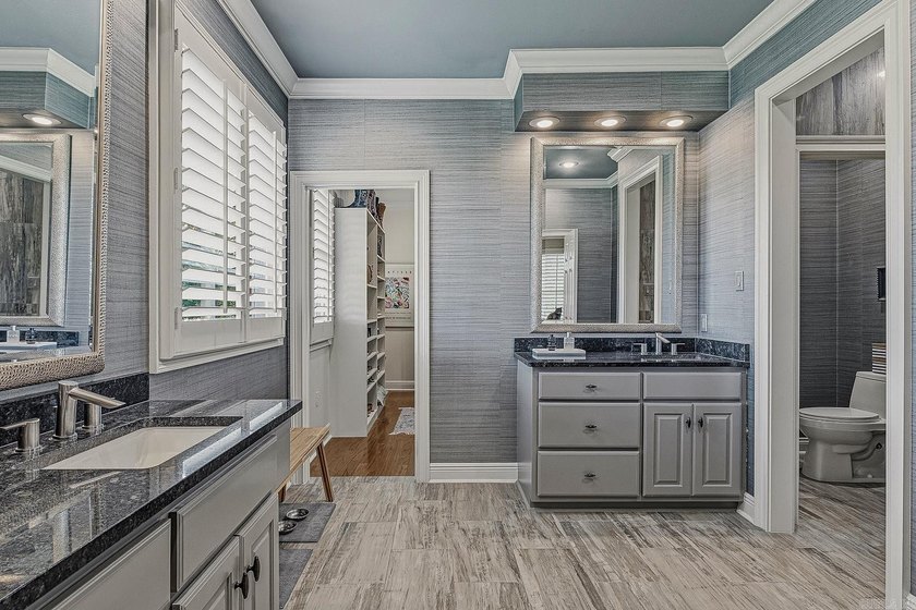 Experience golf course living at its finest in Ridgepointe! - photo 9