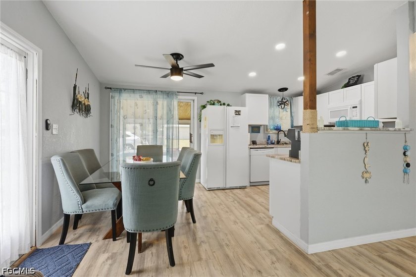 This is a Short Sale subject to 3rd party approval. Spacious - photo 6