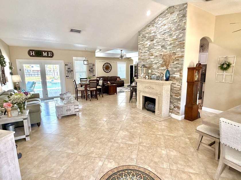 Shows like a model. Absolutely immaculate custom home with large - photo 11