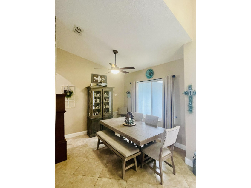 Shows like a model. Absolutely immaculate custom home with large - photo 14
