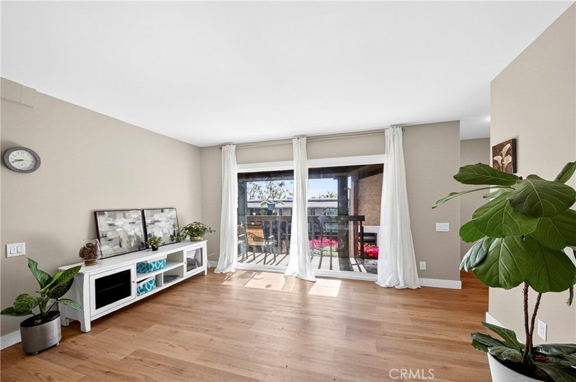 366 S Miraleste Dr 375 - photo 5
