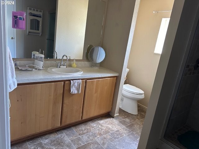 Beautiful open concept three bedroom home with an office that - photo 5