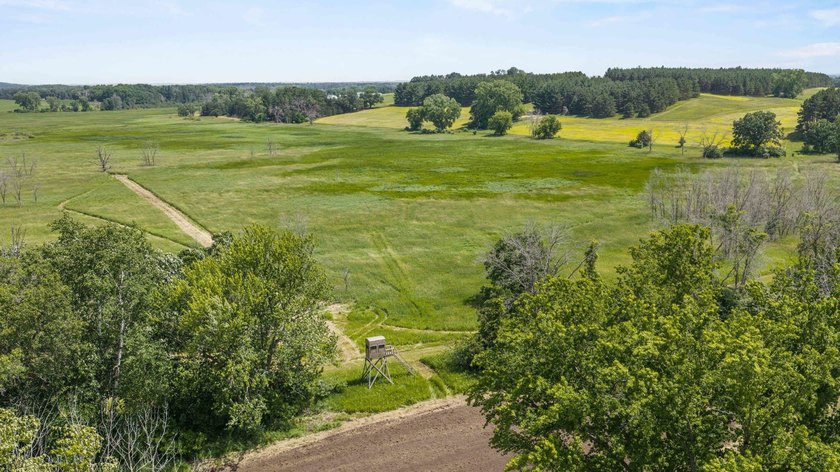 Discover one of Green Lake County's premier recreational - photo 6