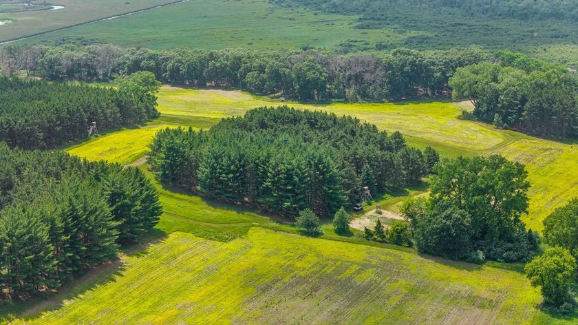 Discover one of Green Lake County's premier recreational - photo 7