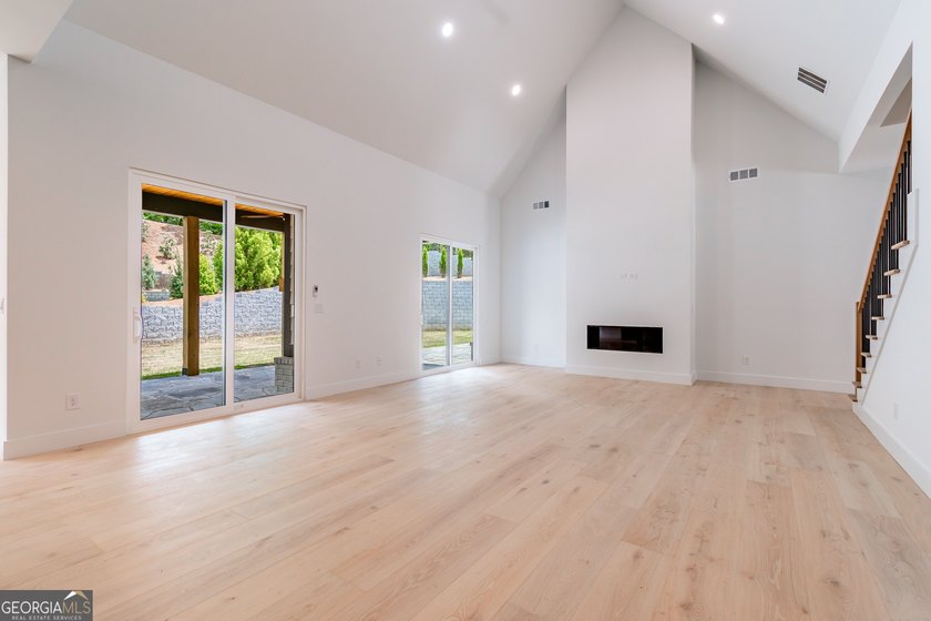 Up to $15,000 in Buyer Incentives Available! Welcome to an - photo 23