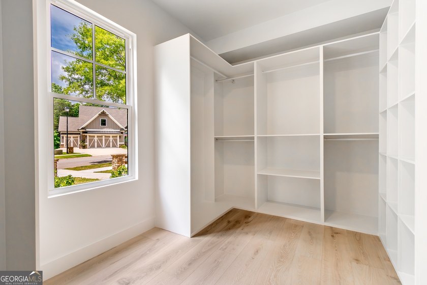 Up to $15,000 in Buyer Incentives Available! Welcome to an - photo 40