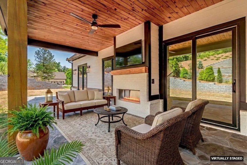 Up to $15,000 in Buyer Incentives Available! Welcome to an - photo 42