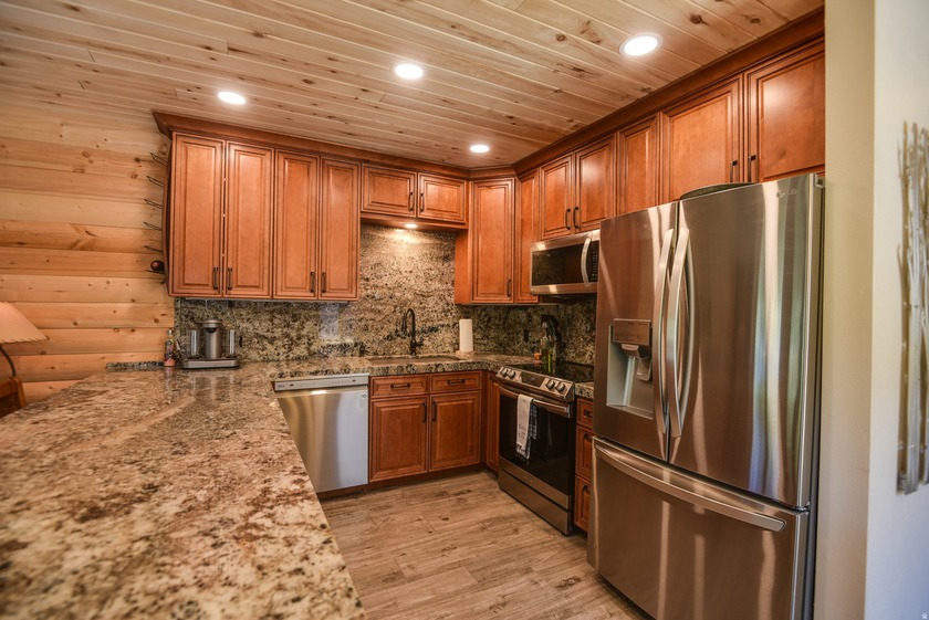150 S WEST Cir 18-C - photo 2