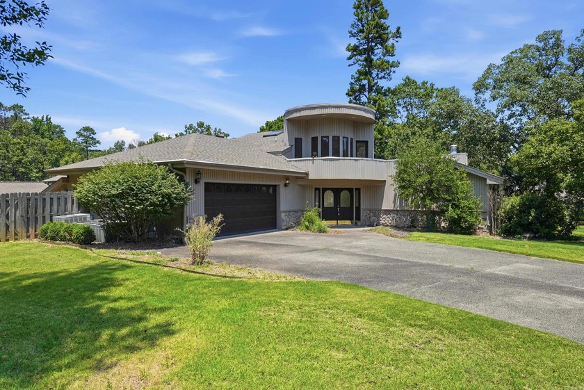 Seller Offering $10,000 In Buyer Concessions with accepted - photo 6
