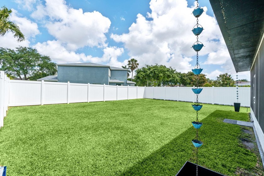 Location is SO good that this has been a one owner home since - photo 29