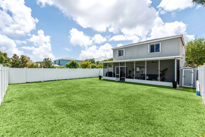 Location is SO good that this has been a one owner home since - photo 32