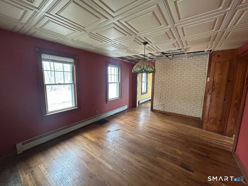 Discover the potential of 17 Comstock Avenue, a spacious 2 - photo 17