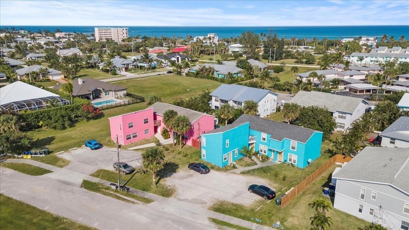 Rare opportunity to acquire two adjacent fourplex buildings - photo 9