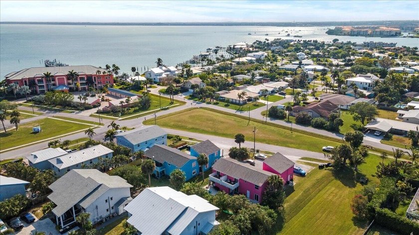 Rare opportunity to acquire two adjacent fourplex buildings - photo 10