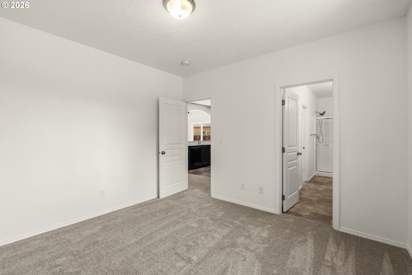 Wake up to peaceful views of the Willamette River from this - photo 15