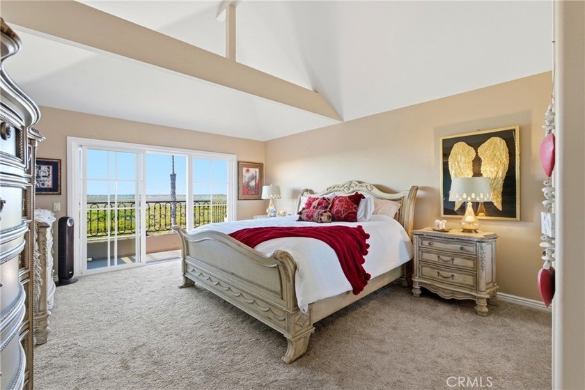 If you're going to buy a house, buy a house with a view! This - photo 25