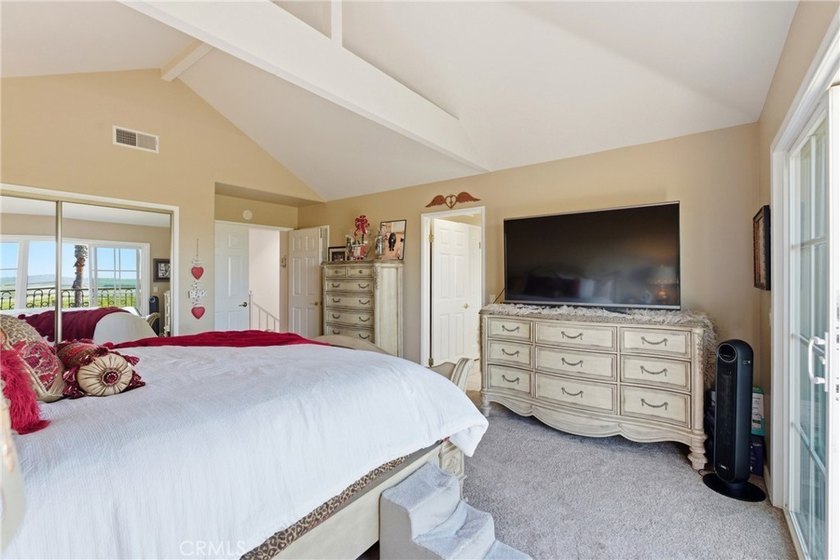 If you're going to buy a house, buy a house with a view! This - photo 27