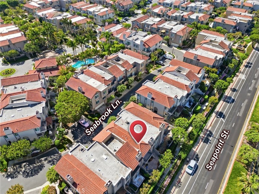 If you're going to buy a house, buy a house with a view! This - photo 44