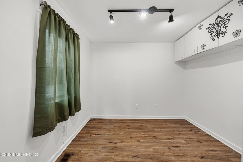 Welcome to 234 Arkansas Avea move-in ready home offering comfort - photo 15