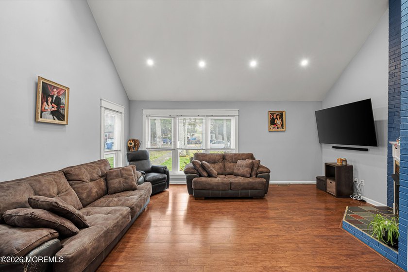 Welcome to 234 Arkansas Avea move-in ready home offering comfort - photo 18