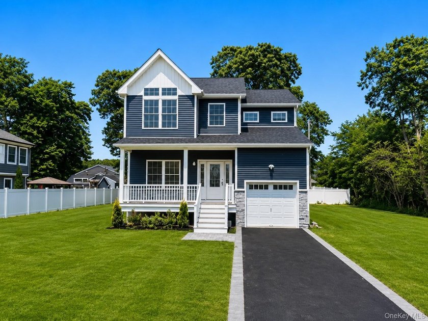 New Construction Colonial 100% completed! Raised high and dry - photo 2