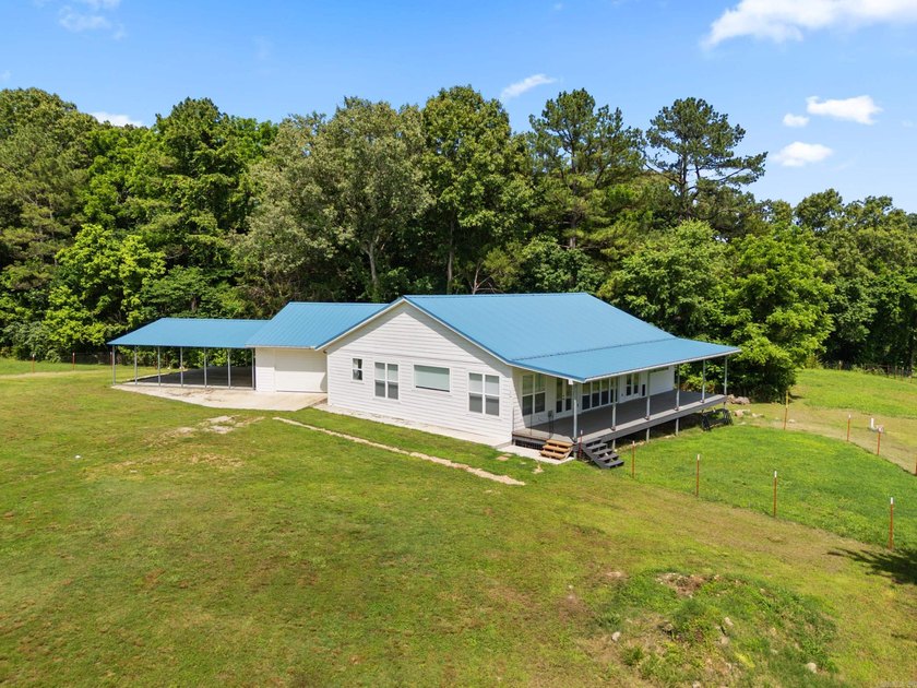 Beautiful new construction home on 8.92 surveyed acres just - photo 36