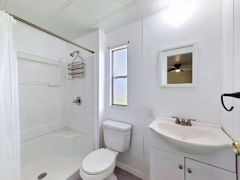 Completely remodeled 2 bedroom, 2 bathroom home located in an - photo 32
