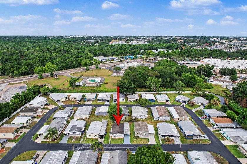 Completely remodeled 2 bedroom, 2 bathroom home located in an - photo 46