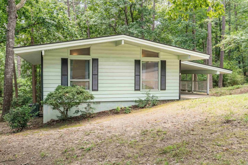 BACK ON THE MARKET &amp; BETTER THAN EVER! Avoid the stress of - photo 6